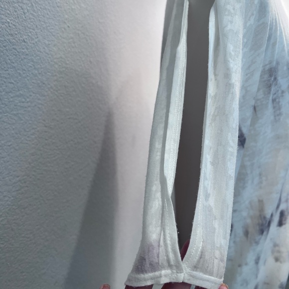 Cold Shoulder Top #191 - Picture 4 of 6